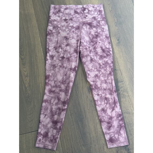 Athleta Pants - Athleta Salutation Stash Pocket II Tie Dye 7/8 Tight Leggings Red Women's Size S